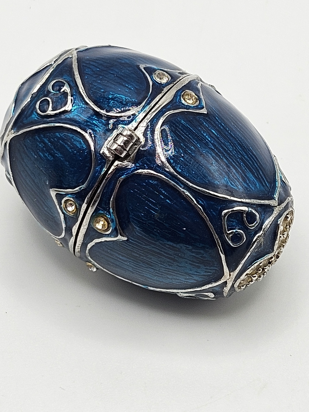 VINTAGE Blue Enamel Rhinestone Heart Silver Tone Egg Shaped Hinged Trinket Box - Picture 2 of 7
